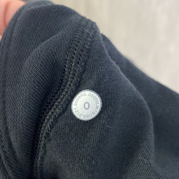 Lululemon All Yours High-Rise Short 7" in Black - Picture 4 of 6